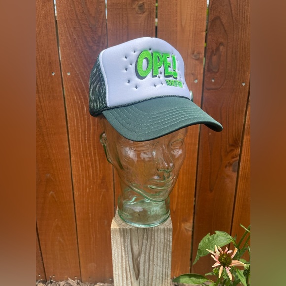 Custom Ope! Thrifted Trucker Hat 💚✨ - Picture 5 of 6